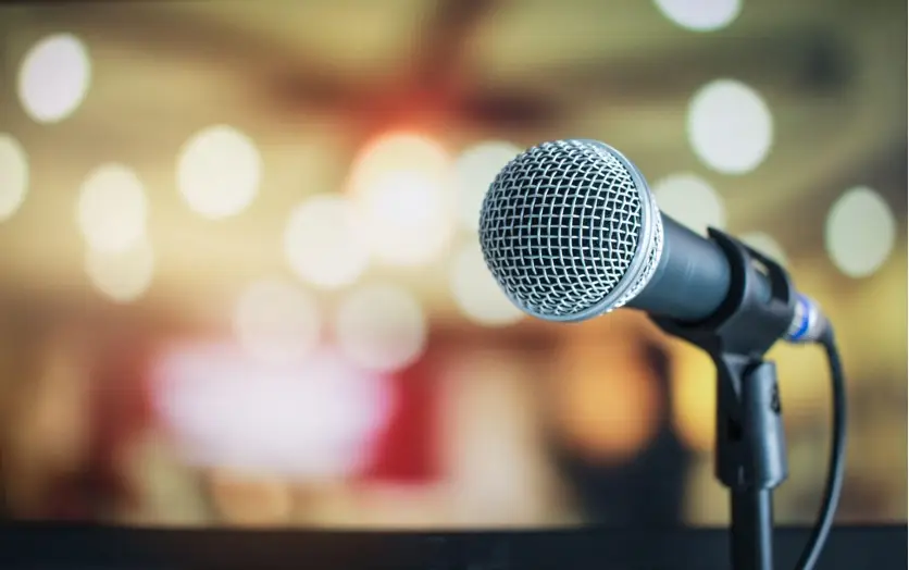 keynote speaker for your event book with Speaker Ideas